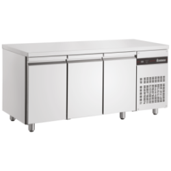 Table réfrigérée 3 portes 0/+10°C avec dosseret - 425 L